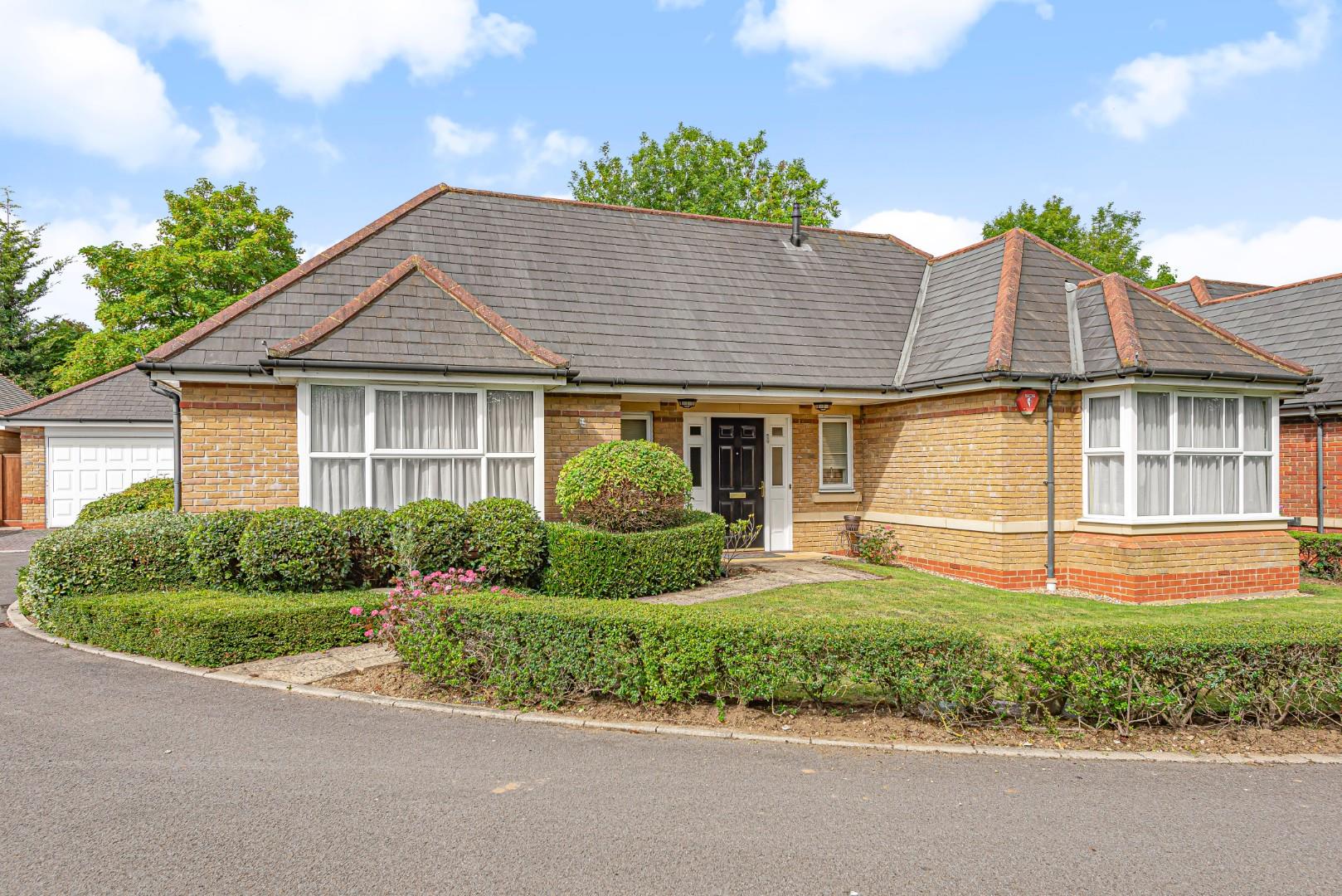 Queens Mead, Edgware